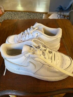 Kids Nike White Leather Classic Size 10 US